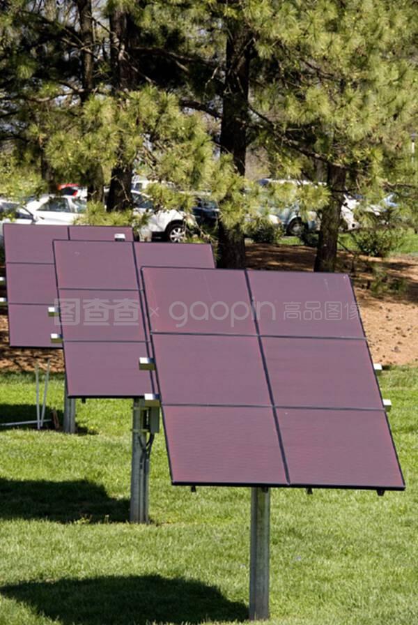 太陽(yáng)能電池板與光源設(shè)備的協(xié)同發(fā)展 綠色能源照明的未來(lái)